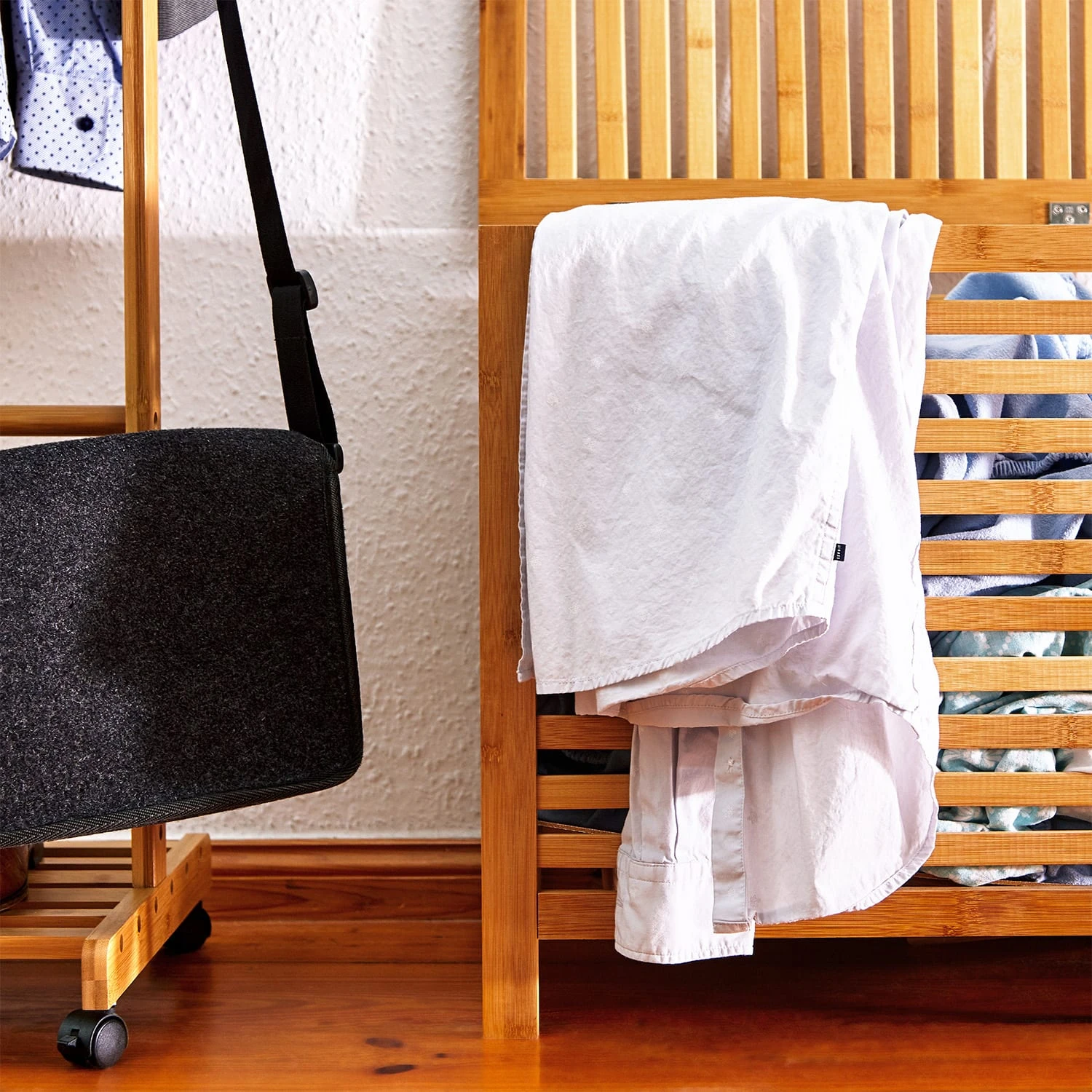 Wäschetruhe Deckel Lüftungsschlitzen Bambus Edelstahl 7 Wäschetruhe Deckel Lüftungsschlitzen Bambus Edelstahl – Bild 7