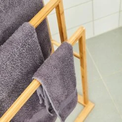 Handtuchhalter 3-fache Handtuchstange 55x100x24 Cm Treppenoptik Bambus 11 Handtuchhalter 3-fache Handtuchstange 55x100x24 Cm Treppenoptik Bambus -Haushaltsgeräte Geschäft 10038045 yy 0005 logo