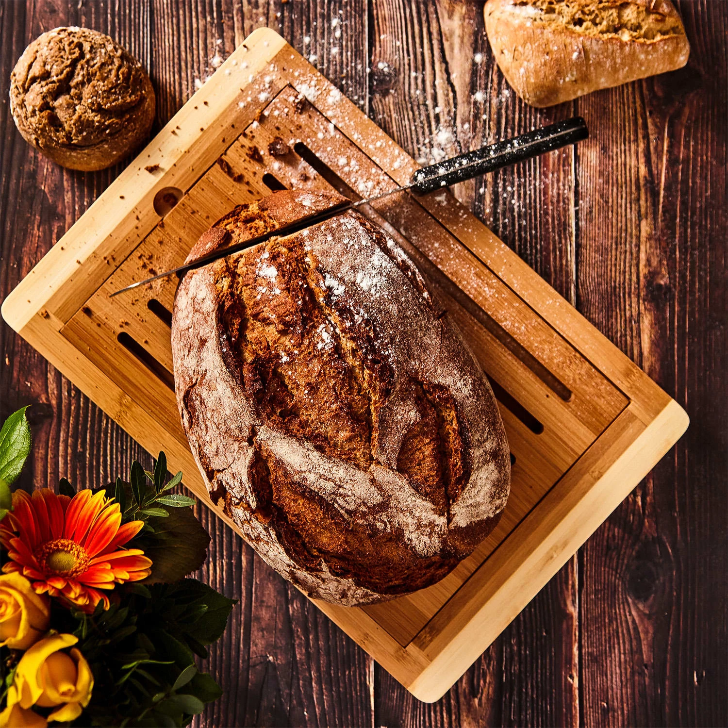 Brotschneidebrett Mit Krümelfach Bambus 38 X 3 X 25,5 Cm (BxHxT) Recycelbar 2 Brotschneidebrett Mit Krümelfach Bambus 38 X 3 X 25,5 Cm (BxHxT) Recycelbar – Bild 2