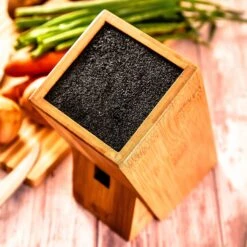 Messerblock, Schief PET-Borsteneinsatz Für 5-10 Messer, Bambus 9 Messerblock, Schief PET-Borsteneinsatz Für 5-10 Messer, Bambus -Haushaltsgeräte Geschäft 10038080 yy 0003 logo